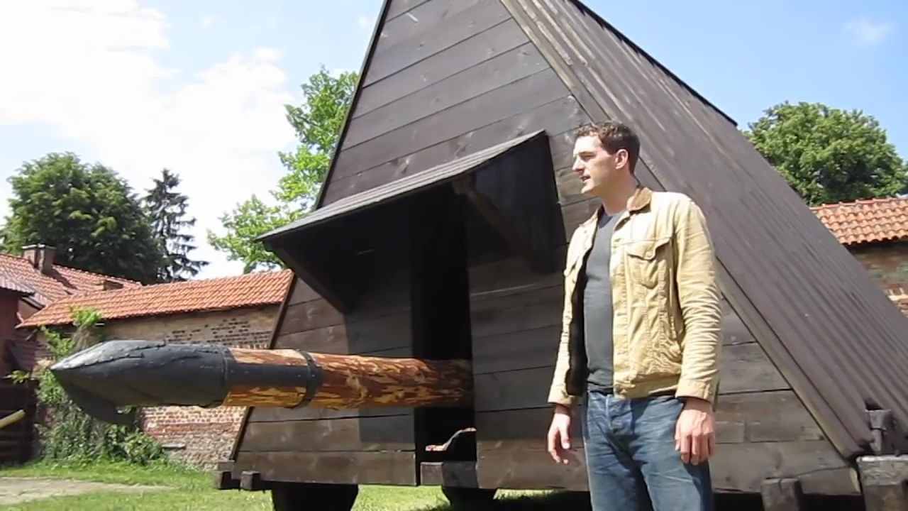 欧洲中世纪的攻城锤