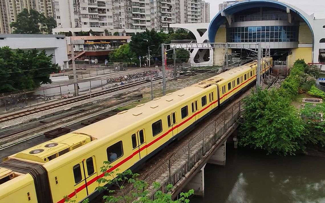 广州地铁1号线留念翻新前的大西a1型西门子安达列车