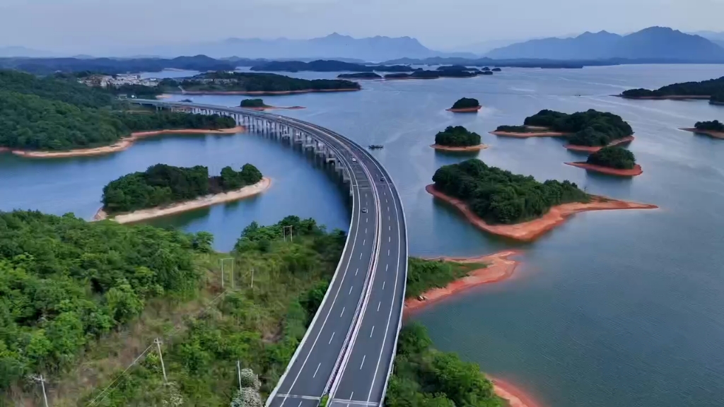 九江的水上公路航拍