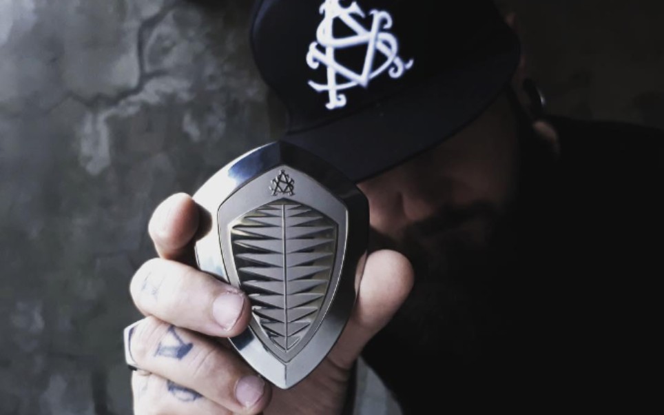 幽灵盾牌注油一体机大设备asvape出品柯尼塞格车钥匙