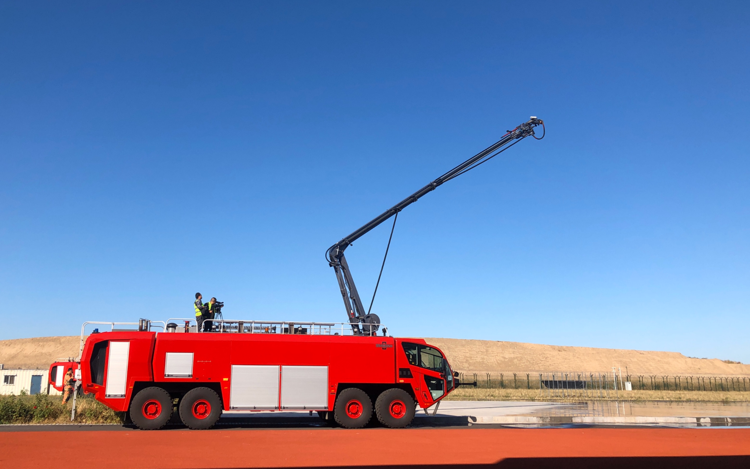 【大兴机场消防站】 第一次坐最贵消防车是啥体验~ #纪录片大工告成