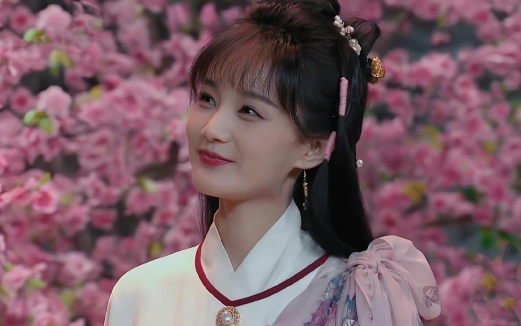 是李一桐小姐姐的黄蓉啊,俏黄蓉名不虚传