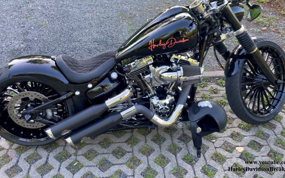 【突破者改装案例实拍】HarleyDavidson Breakout Custom from Germany For Sale Instagram哔哩哔哩bilibili