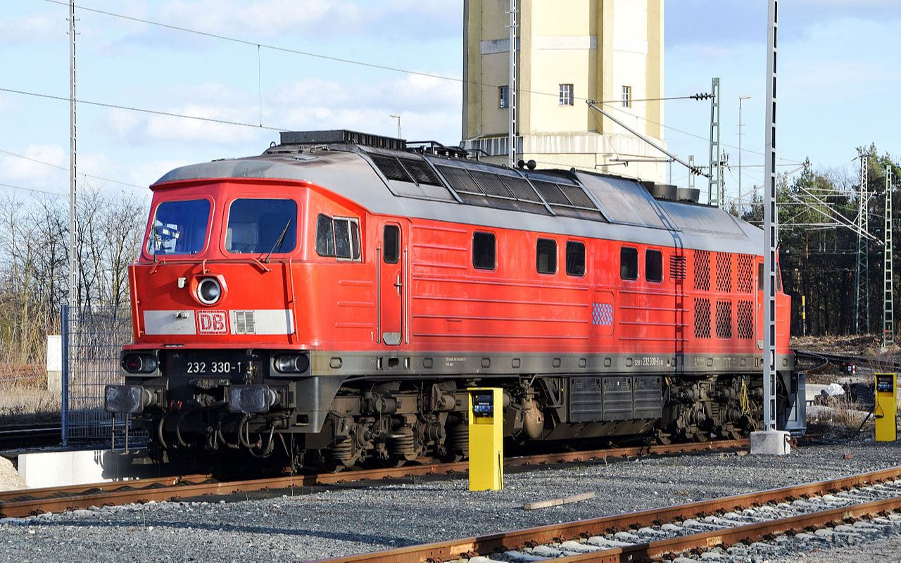 【搬运视频】【世界铁路】来自卢甘斯克的"柳德米拉"