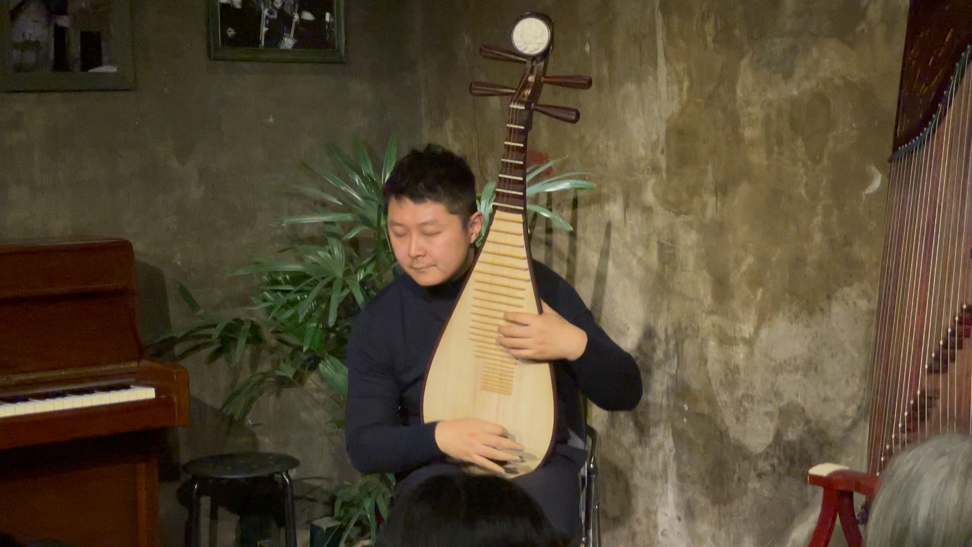 琵琶演奏家汤晓风老师演奏阳春白雪