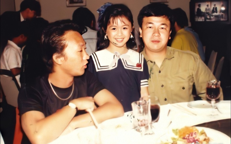 beyond模仿披头士kiss性枪手乐队好搞笑啊