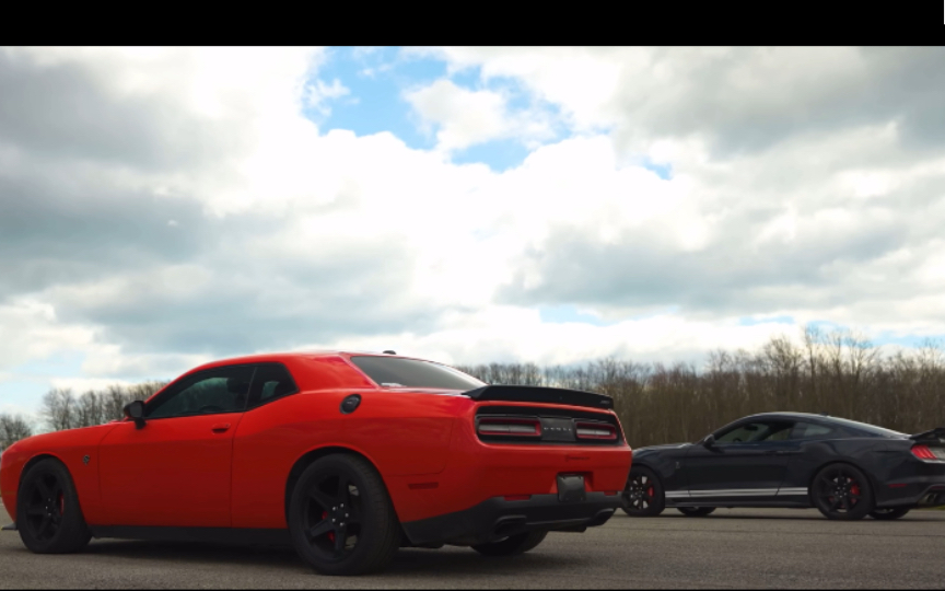 福特gt500 vs道奇挑战者地狱猫