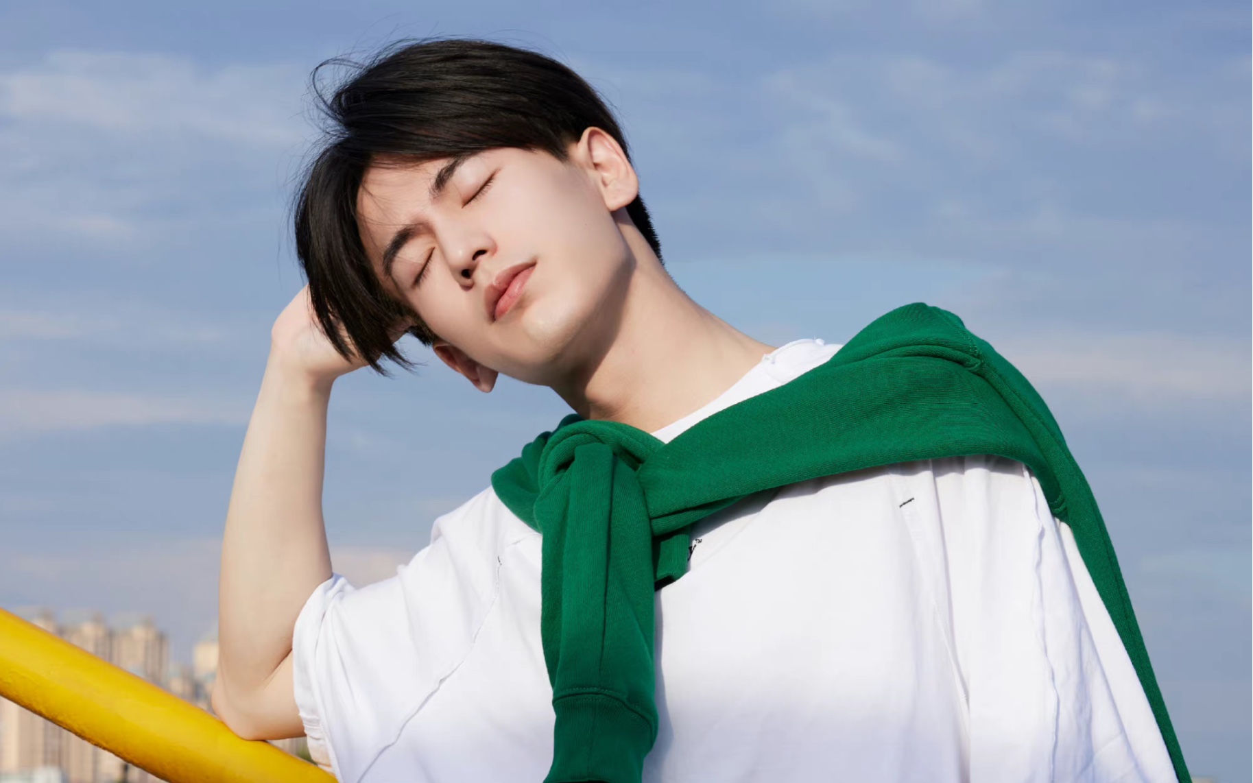 【张凌赫】我也不想心动啊,可是他在对着我笑哎!