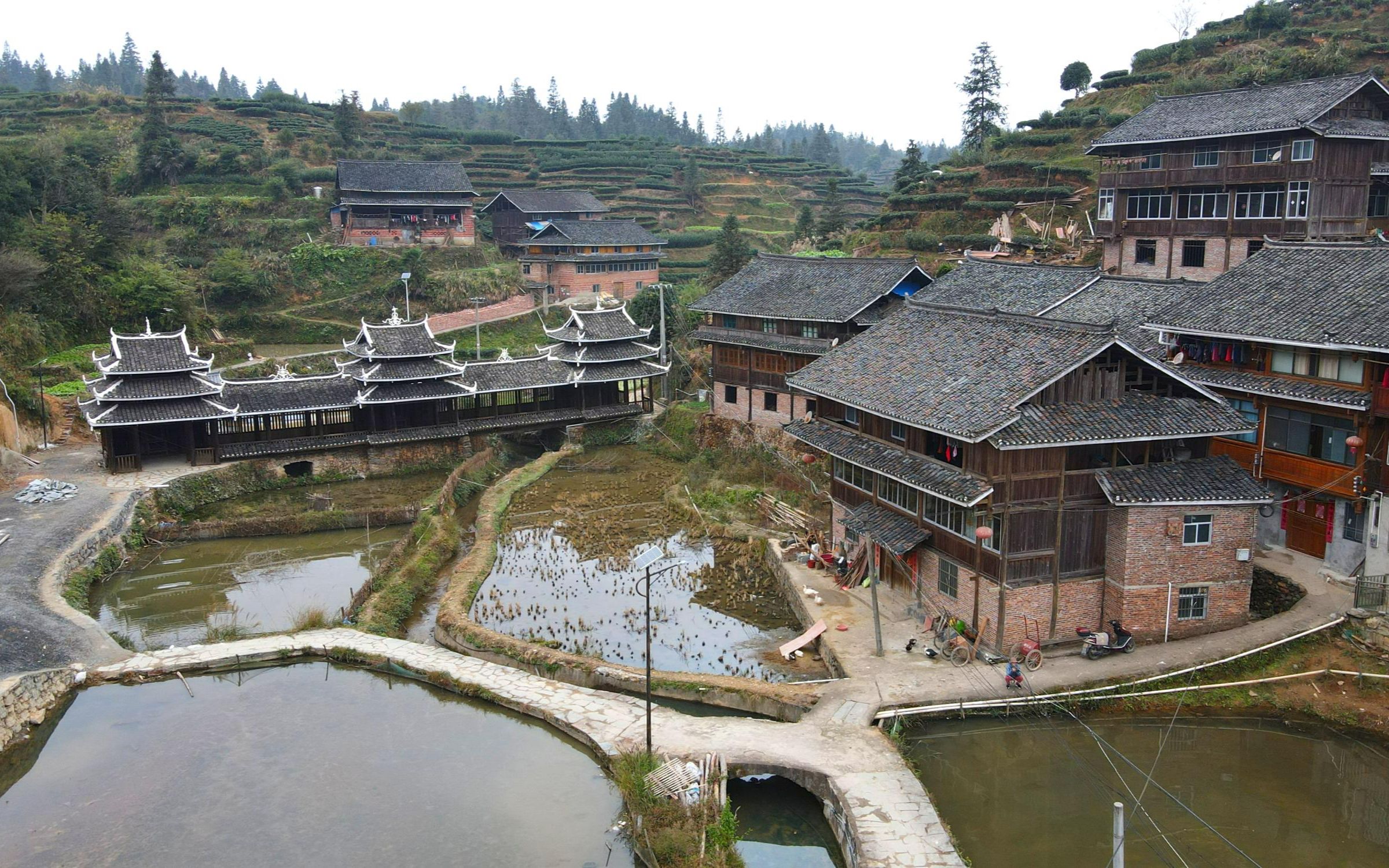 长江洞庭湖水系最源头山谷里的侗寨广西三江高友侗寨