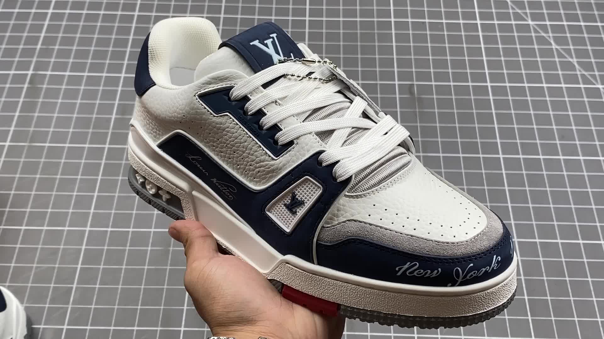 louisvuitton路易威登lvtrainer低帮休闲板鞋淘代同渠品质高端零售专