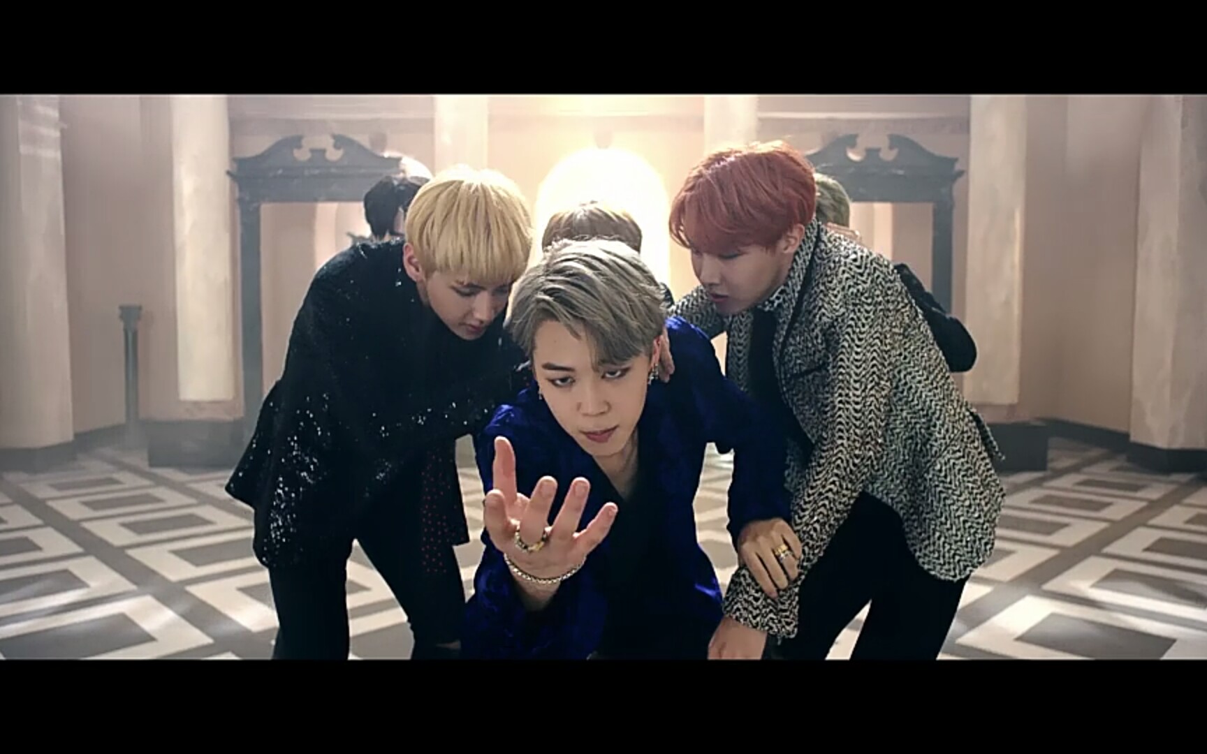 哇咔咔,最新版血汗泪mv_哔哩哔哩 (゜-゜)つロ 干杯~-bilibili