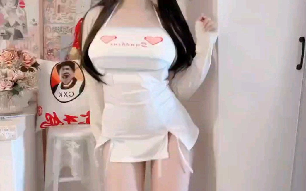 美女夹摇哔哩哔哩bilibili