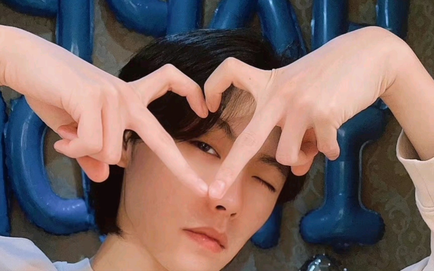 手控肖宇梁的手也很好看啊