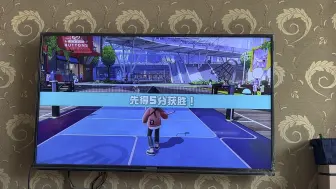 Download Video: 真心劝诫真实的羽毛球选手不要玩switch sports羽毛球，打得脑溢血要犯了。习惯性搓球体感不识别，想扑球一个高远出去了，或者直接摔倒[辣眼睛]往右放他勾…