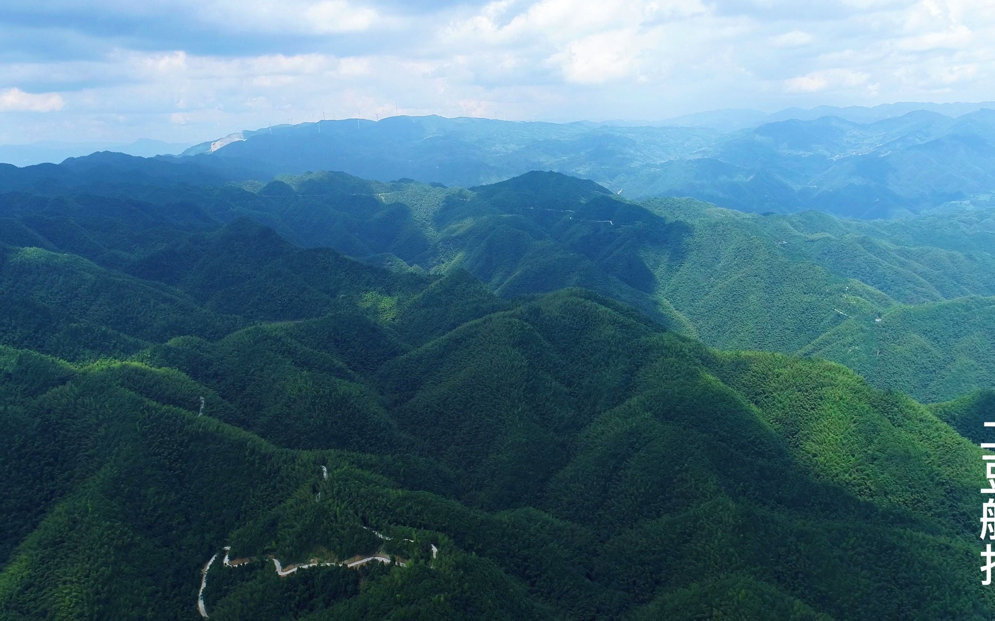 湖南最大山脉雪峰山腹地是什么样的,无人机带你一探究竟哔哩哔哩bilibili