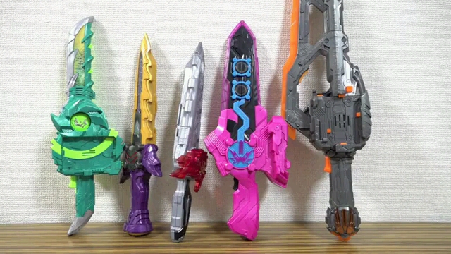 雷欧桑:假面骑士剑闪dx音枪剑锡音剑评测把玩视频