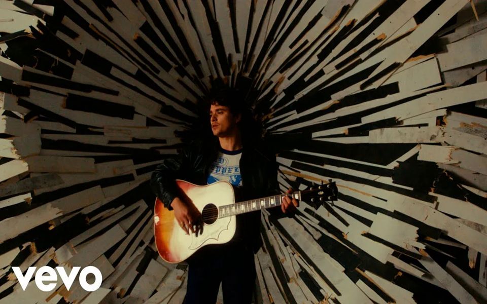 【英国】bradley simpson - cry at the moon (live on set)