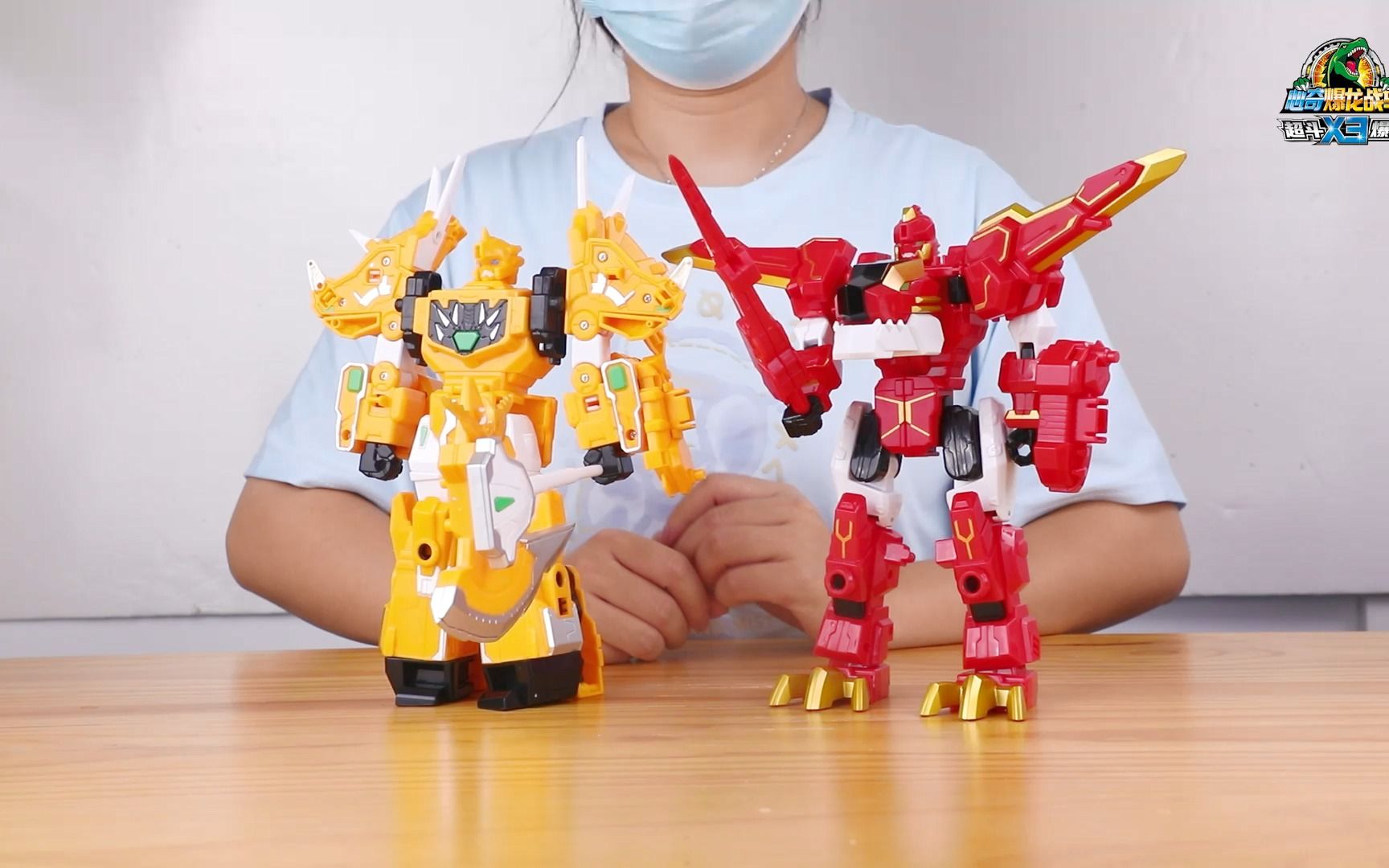 心奇爆龙战车x3超斗暴龙之电闪龙炎机器人变形教程