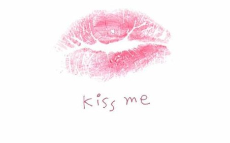 【恋爱】世界上最好的一句话就是kiss me