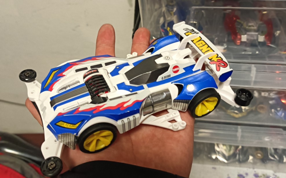 闪电冲锋,陪着宝宝玩.