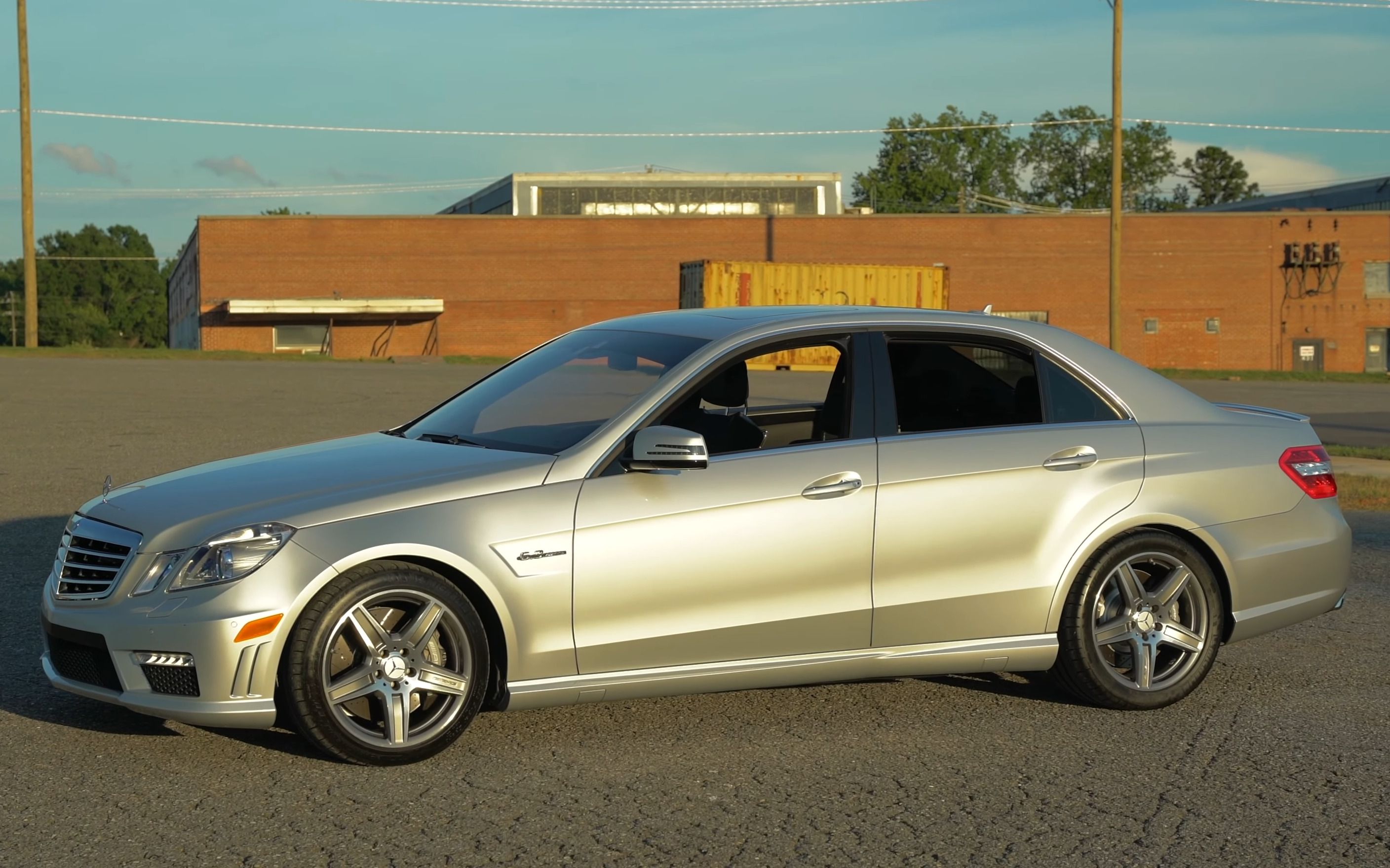 奔驰w212 e级 e63 amg 2010款 美国二手车_哔哩哔哩_bilibili