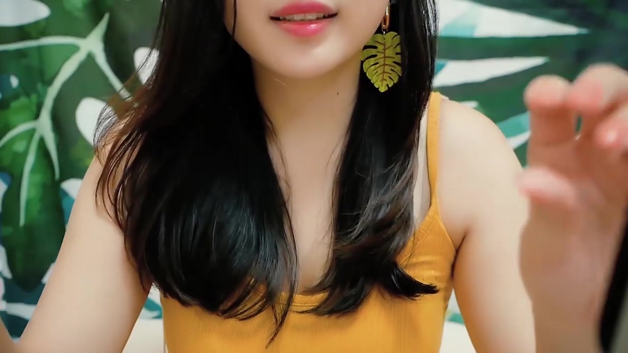 melody美女小姐姐温柔的喷雾声音助眠