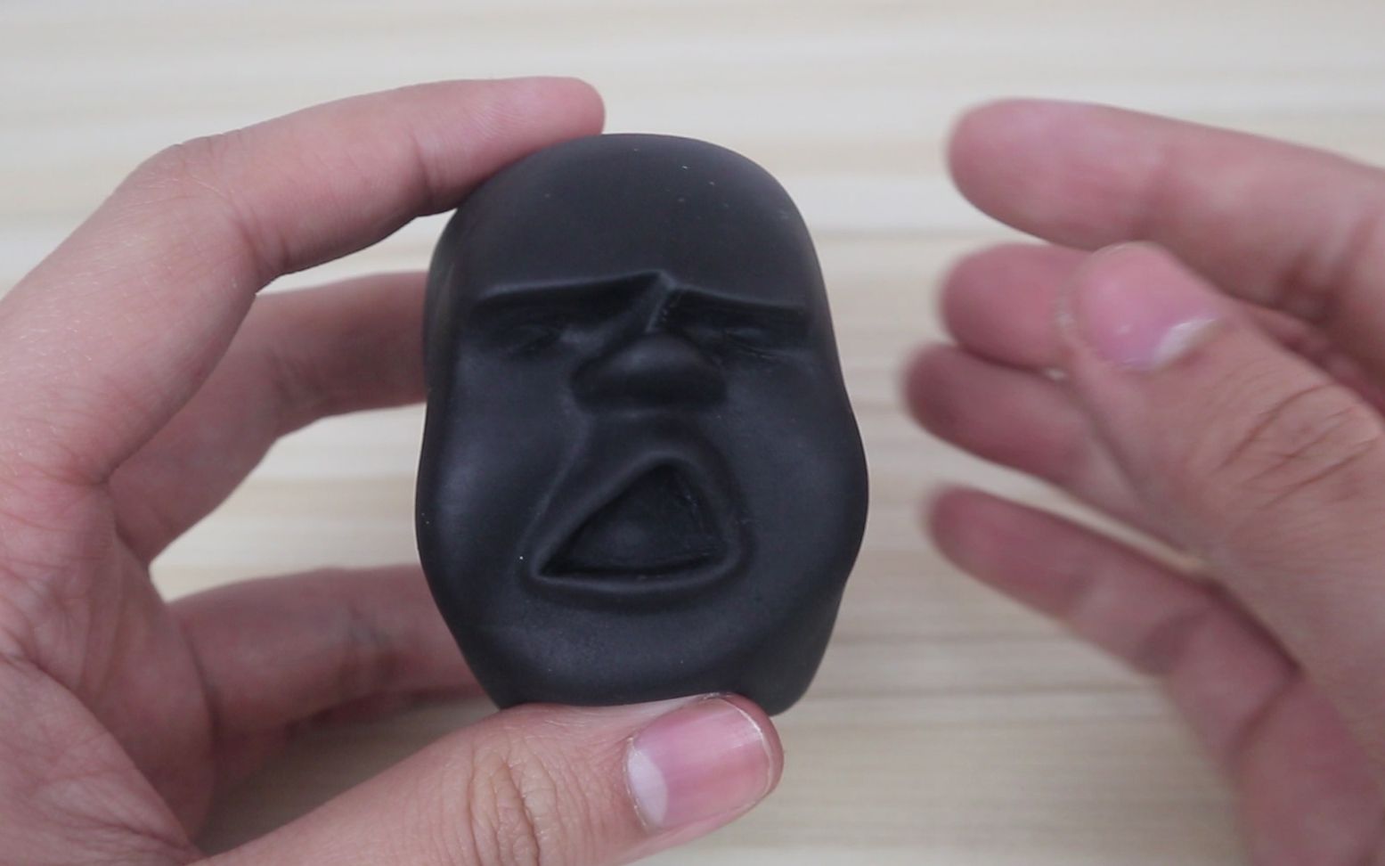 开箱试玩减压人脸玩具橡胶做的人脸捏起来什么感觉