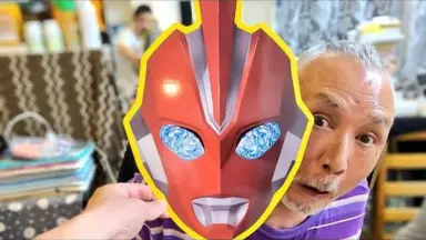 まじめにヤバシティ　シャオロン　王冠缶バッジ まじめにヤバシティ 王冠缶バッジ シャオロン （WEB限定