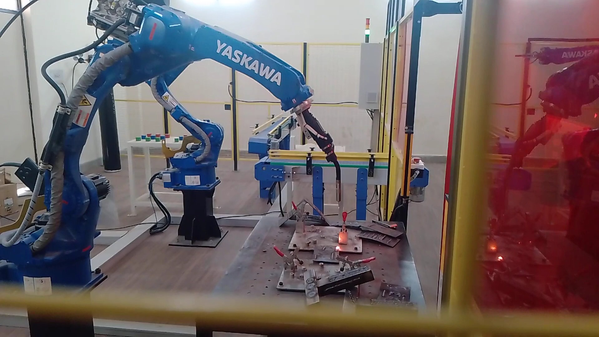 全自动化焊接机器人机械手工作站生产线