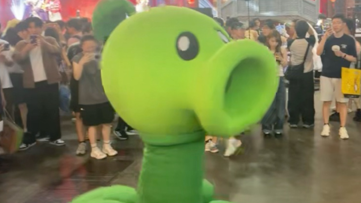 以防你没见过豌豆射手走路海报