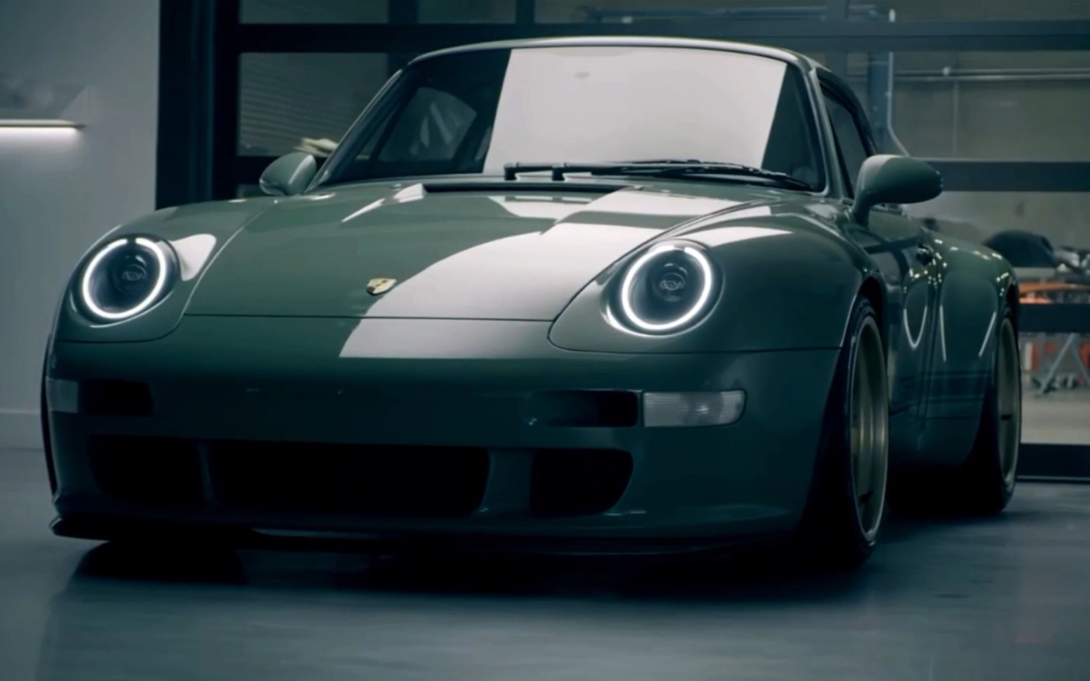 gunther werks 993 现代增强版保时捷993 末代风冷911