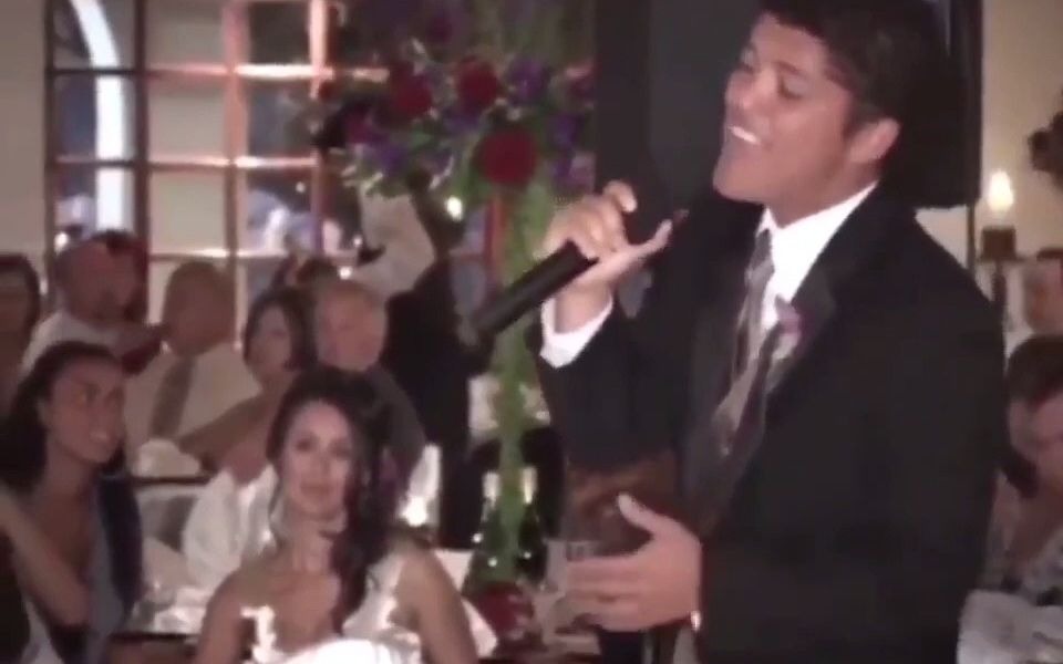 [图]Bruno Mars 婚礼献唱 If I Ain't Got You