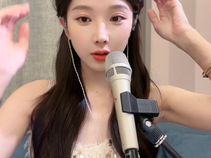抖音王小草20240219下