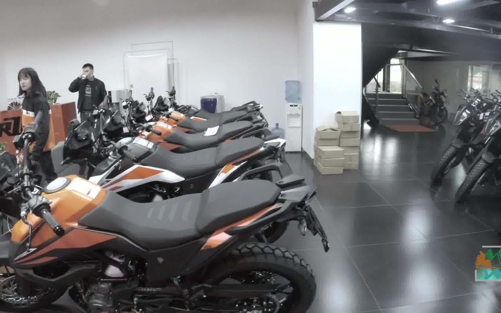 ktm 390 adv成都ktm簇桥店提车