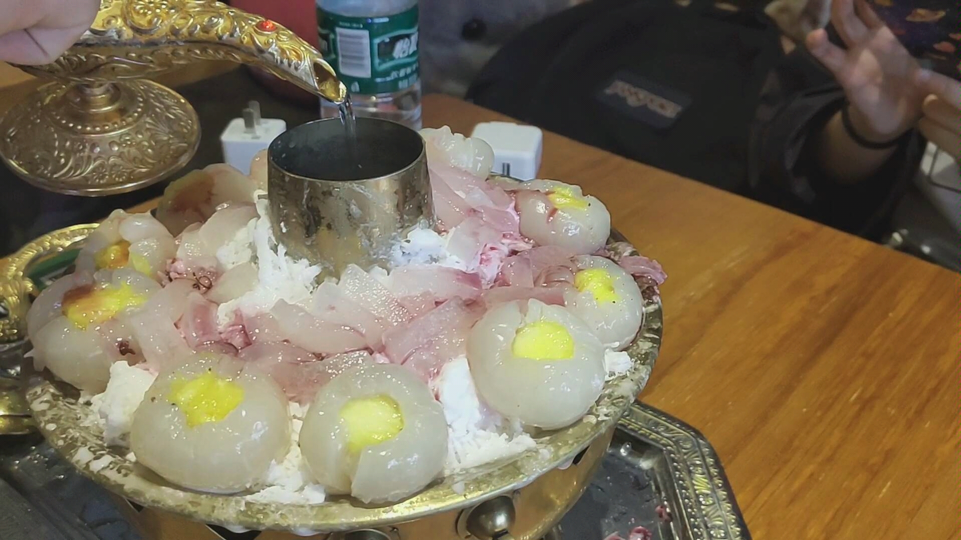 打卡苏州网红冰锅