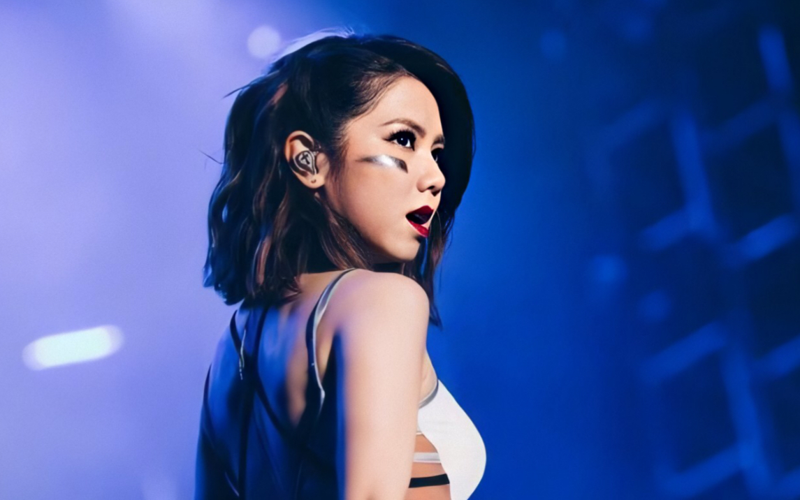 【邓紫棋】《再见》:如果你足够勇敢说再见,生活就会奖励你一个新的