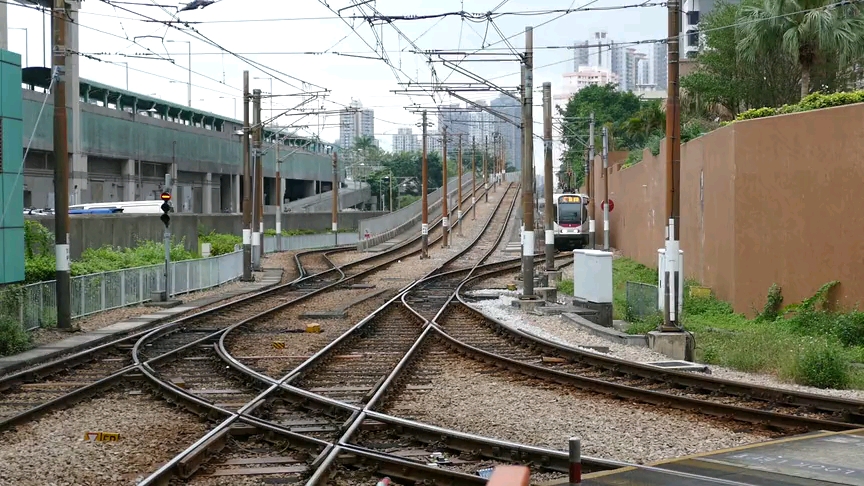 搬运香港轻铁兆康站轻铁随拍