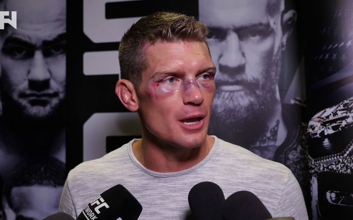 ufc205 斯蒂芬·汤普森的赛后采访: 认为自己赢了, 对裁判感到失望