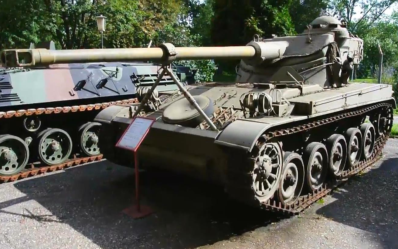 奥地利军事史博物馆 — amx-13轻型坦克(2016/5)