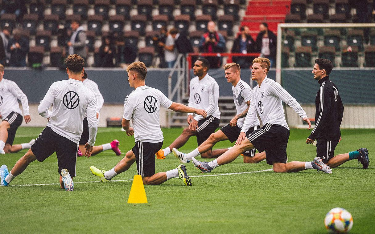 【dfb | 190904】在汉堡的第三天·玩得开心的·德国队_哔哩哔哩 (゜