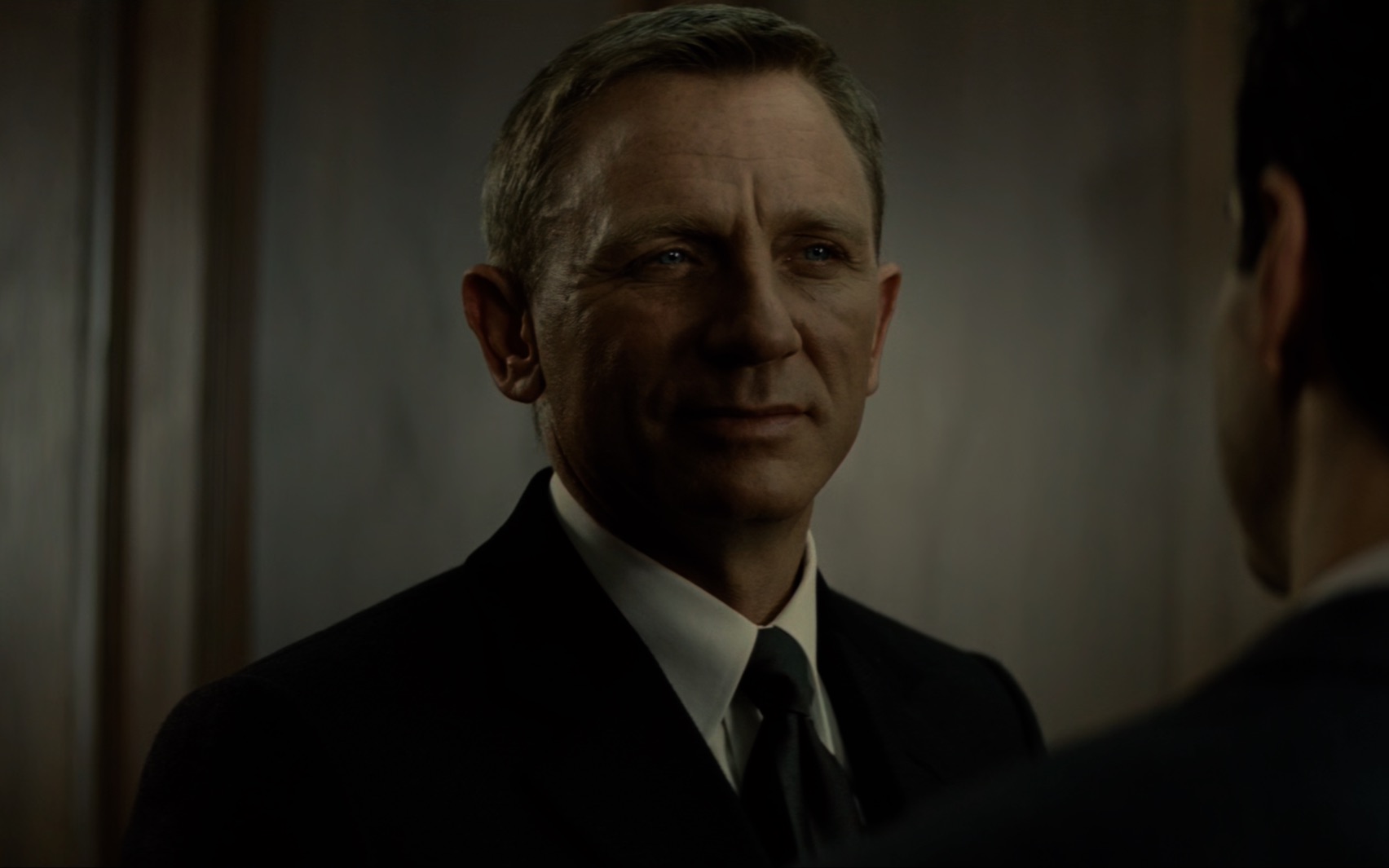 [图]007：幽灵党.Spectre.2015.2160p.10bit.HDR.BluRay.8CH.sample