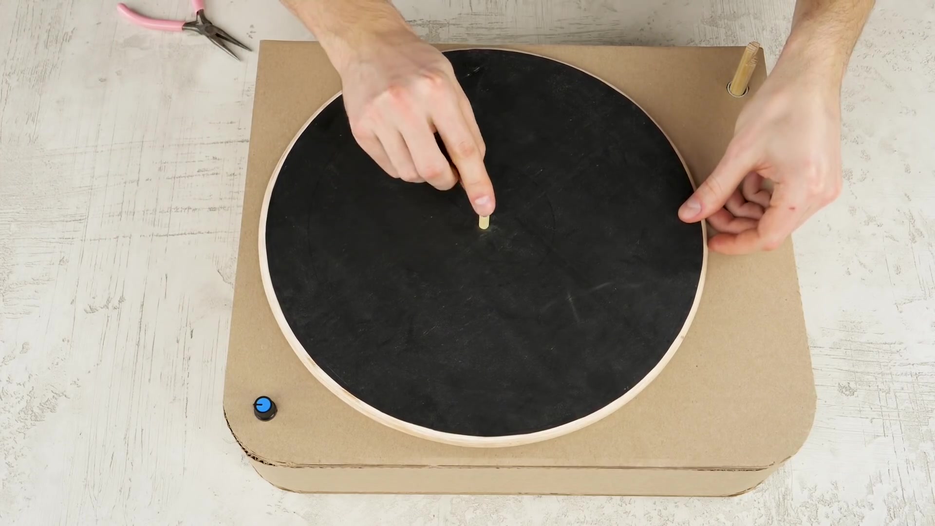 【转自youtube】自制留声机(很有逼格)_哔哩哔哩_bilibili