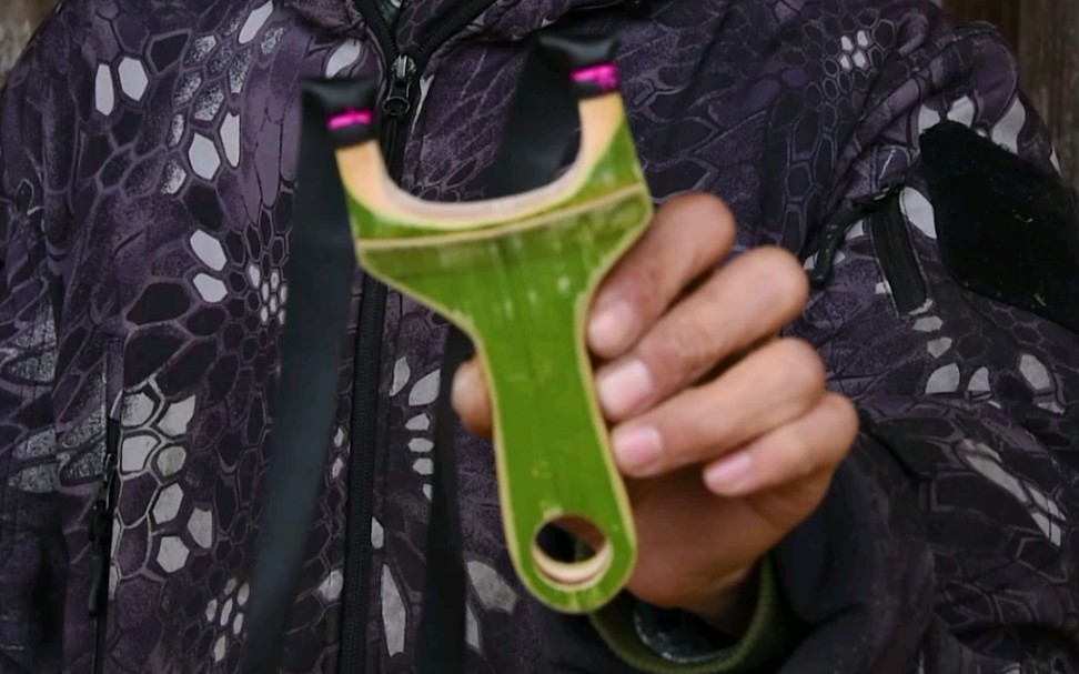 活动  竹子做的弹弓