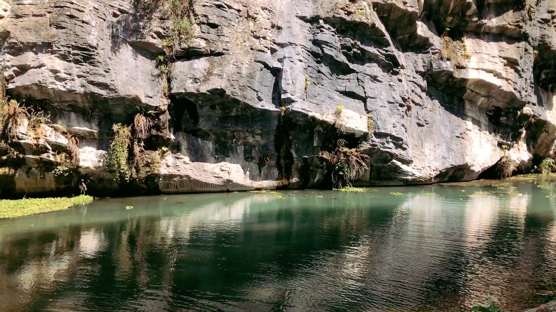 踏青—牛肝马肺风景区