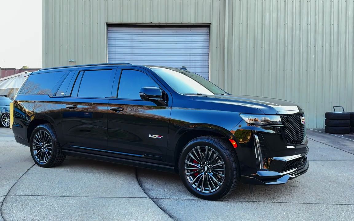 2023 凯迪拉克凯雷德 v - 内部和外部设计细节