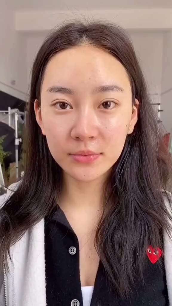 不化妆时你爱理不理 ,化完妆后你高攀不起#化妆前化妆后 #古装美人