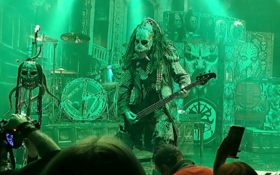 Lordi | bass solo  Hiisi (Helsinki Tavastia 8.12.2022)哔哩哔哩bilibili