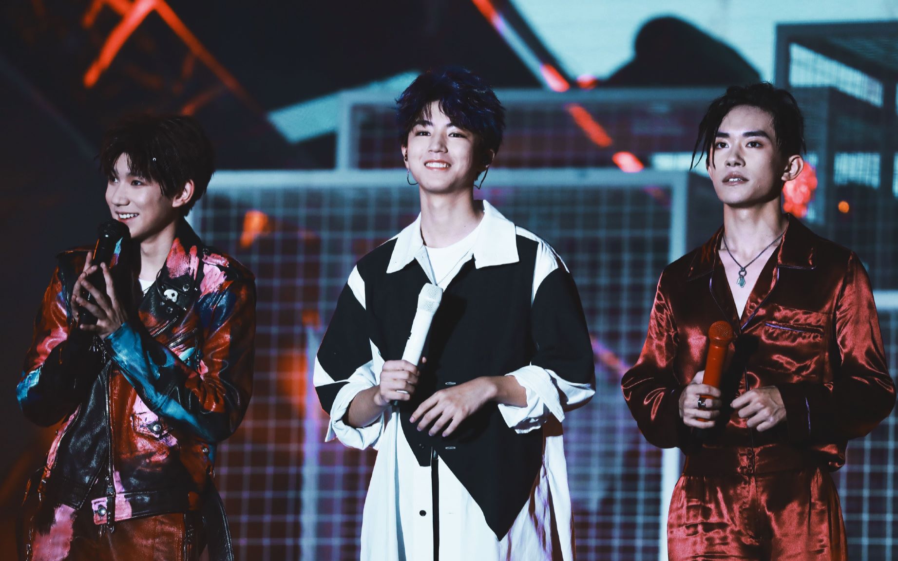 tfboys王俊凯五周年演唱会王俊凯单人cut