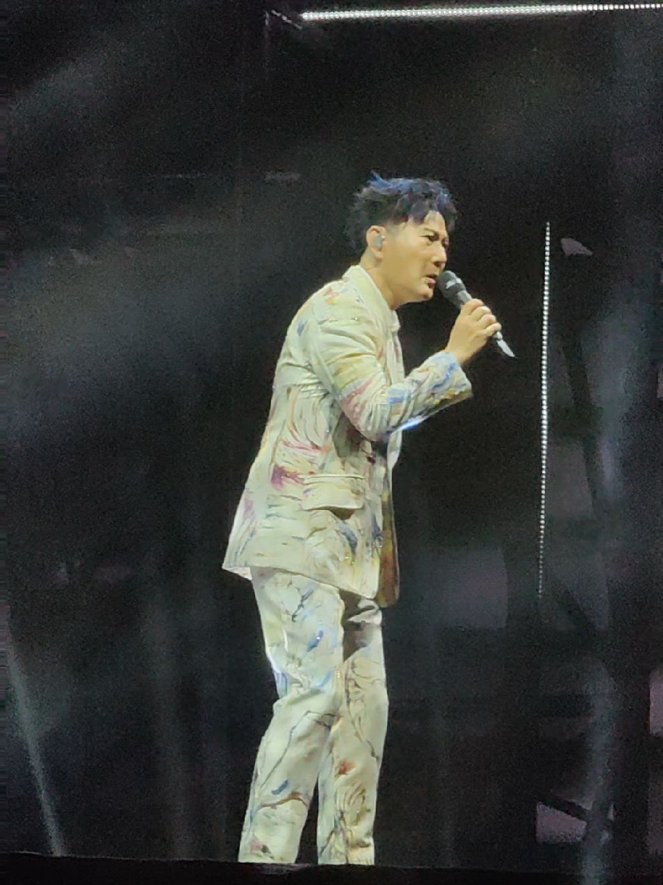 在来个张信哲高清版!