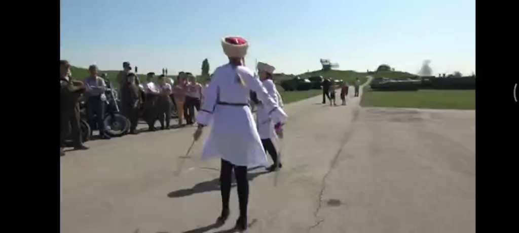 [图]库班哥萨克(Kuban cossacks)刀舞